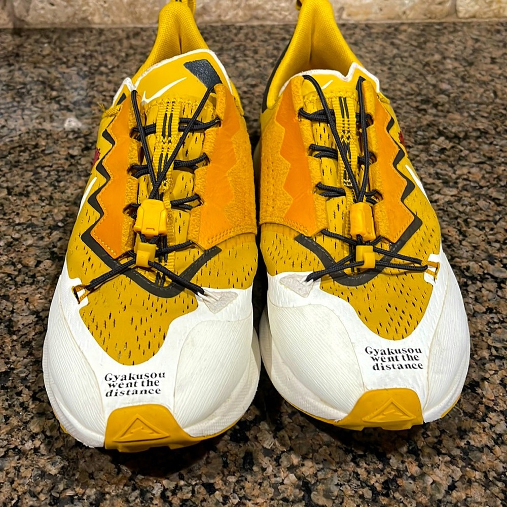 Nike mens 9.5 gyakusou running shoes limited edition
